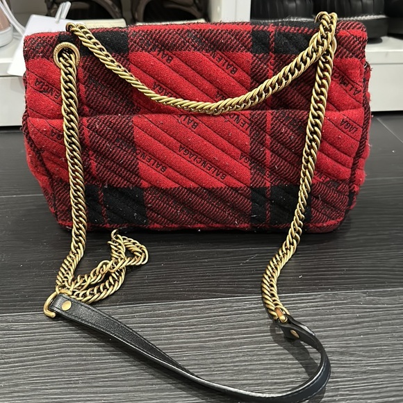 Red & Black Balenciaga Bag - Picture 2 of 6